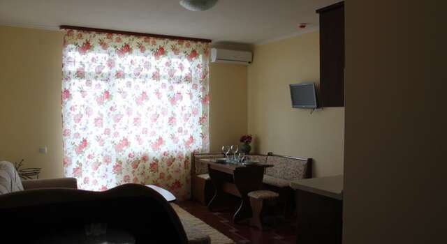 Гостевой дом Miskhor Holiday Park Мисхор-9